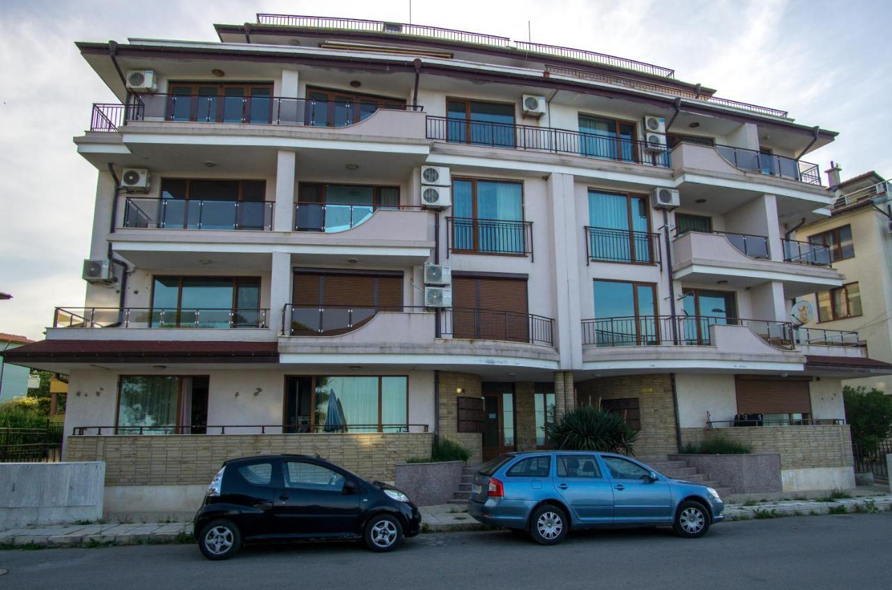 Guest Apartments Stela Tsarevo Exterior photo
